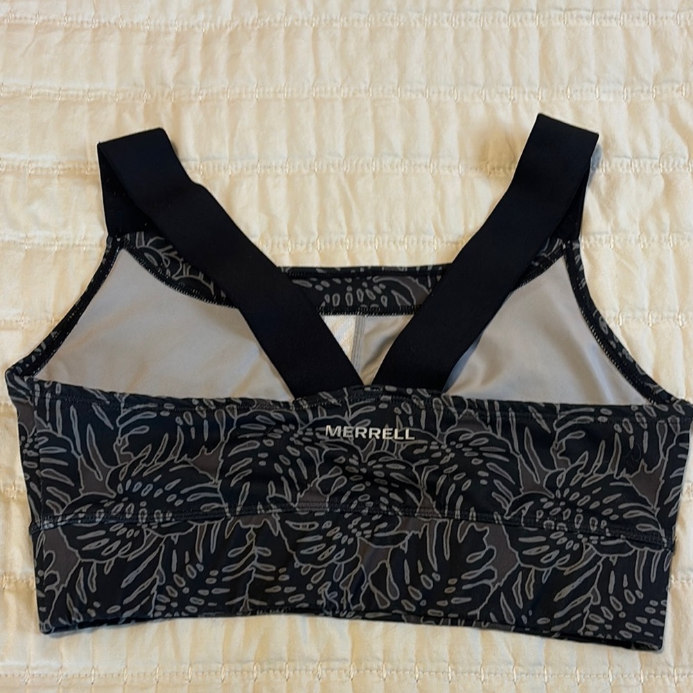 Merrell Black Sports Bra with Racerback Design
